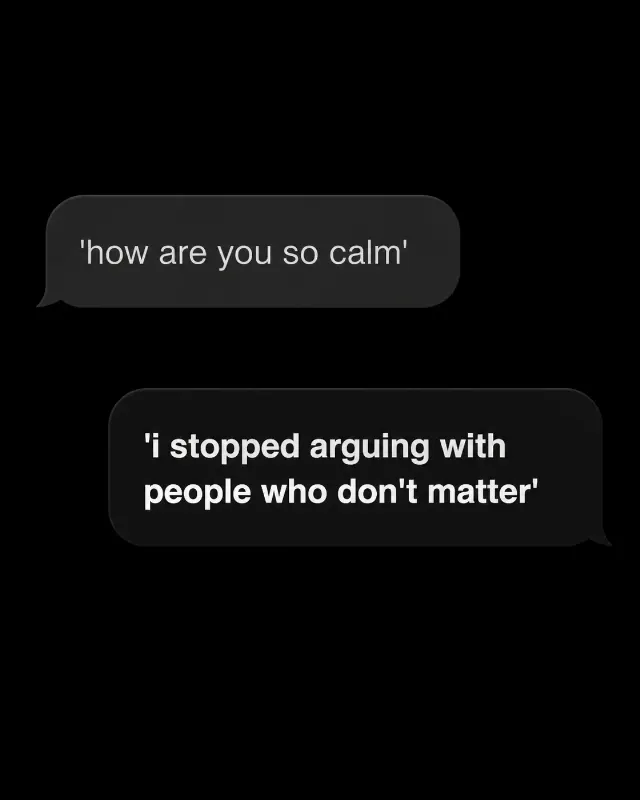 Dark Chat Bubble Motivational Quote