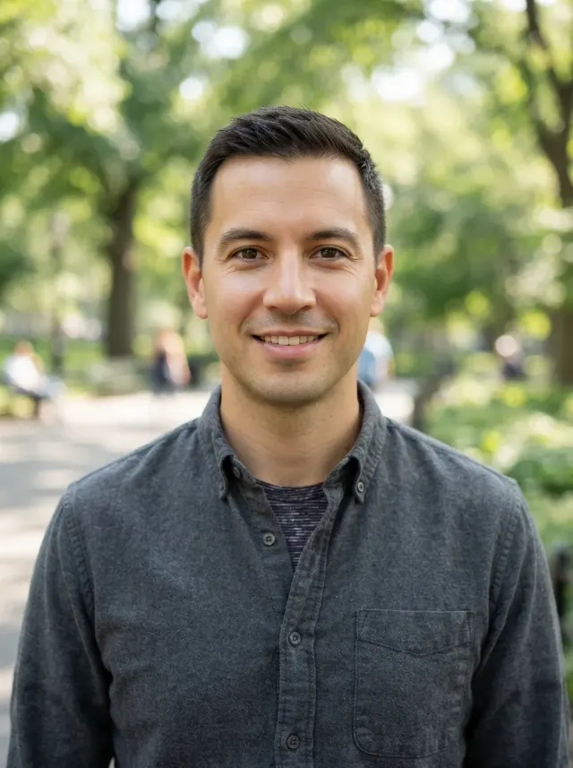 Outdoor Freelancer Portfolio Headshot
